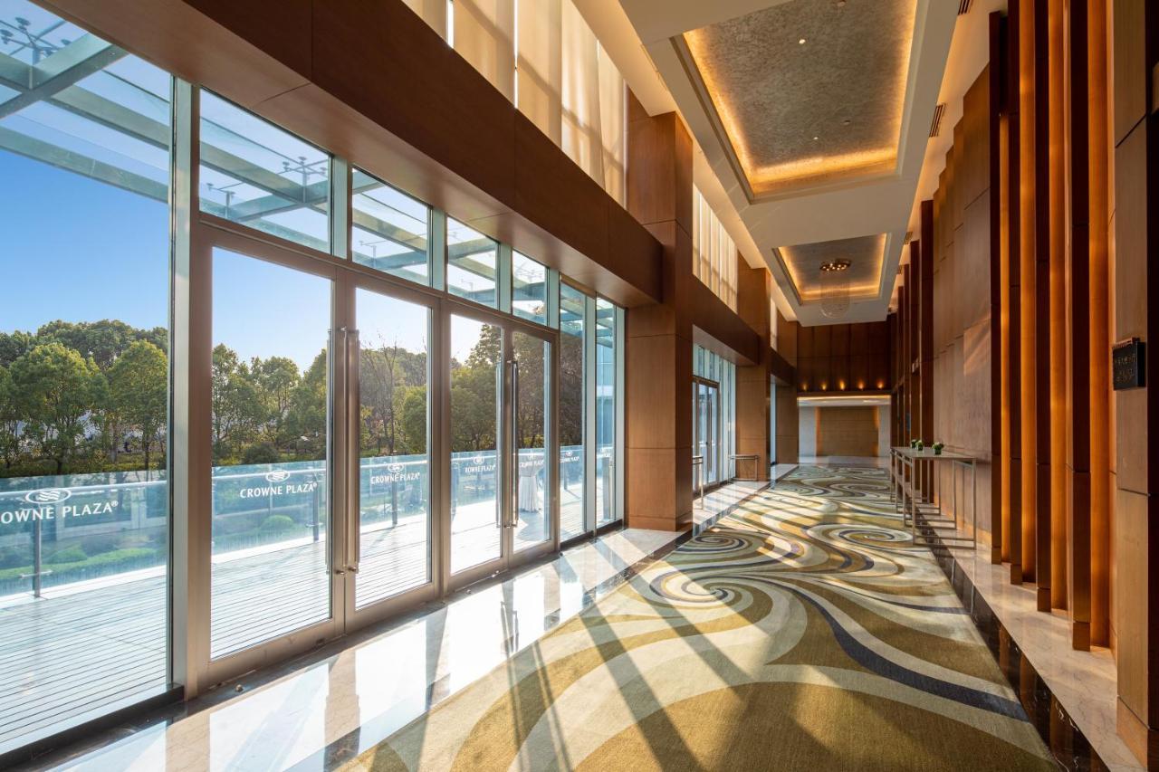 Crowne Plaza Shanghai Xiayang Lake By Ihg Qingpu Eksteriør billede